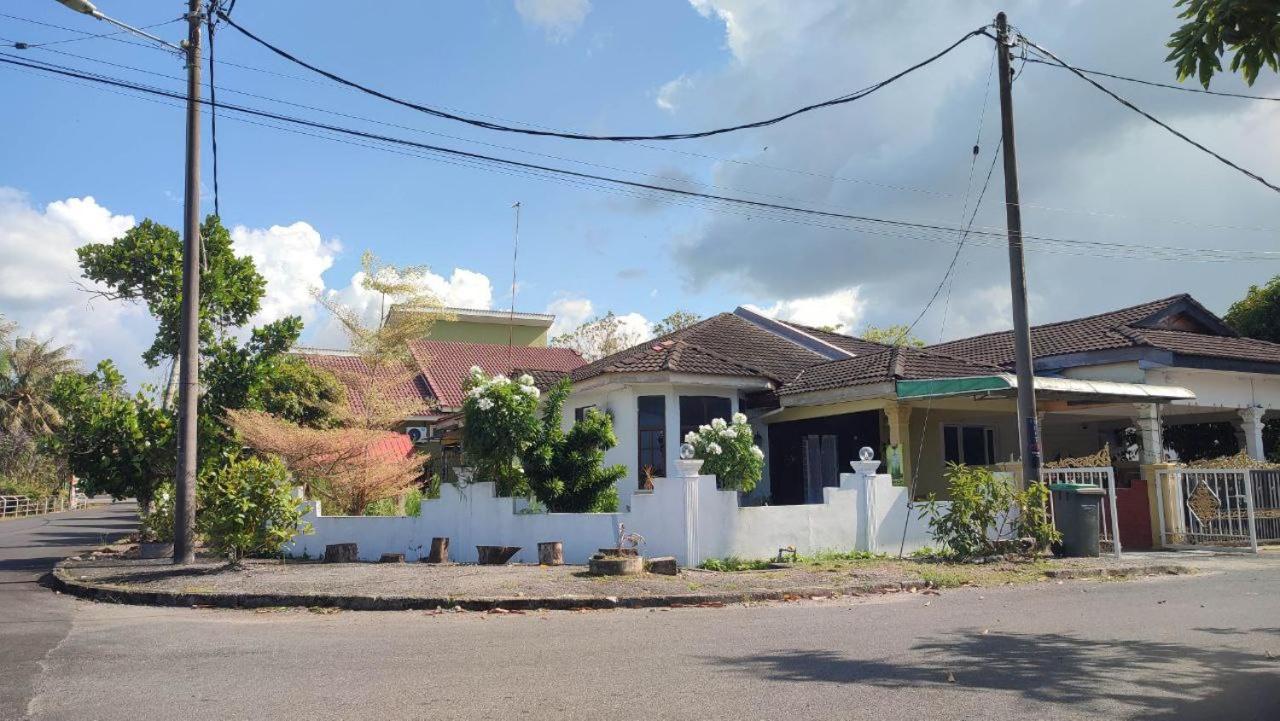 Pulai Field Aa Homestay 加央 外观 照片